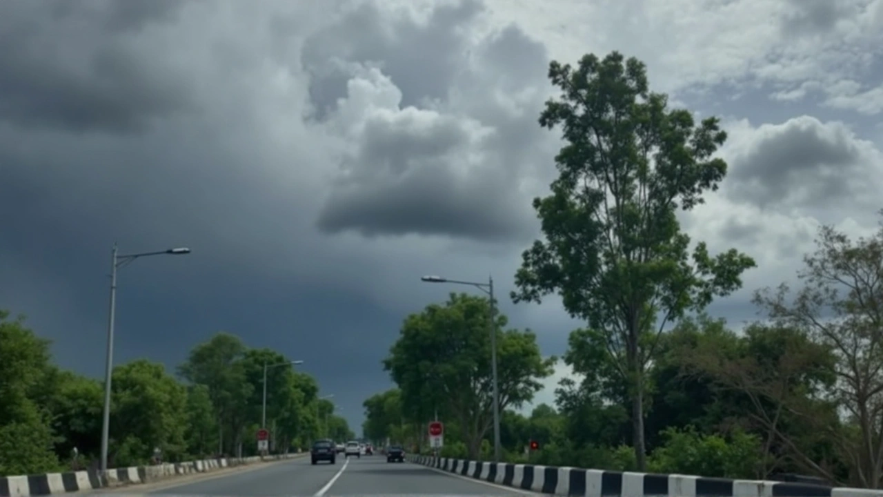 धूलभरी हवाओं और हीट स्ट्रोक का खतरा, प्रशासन की सलाह